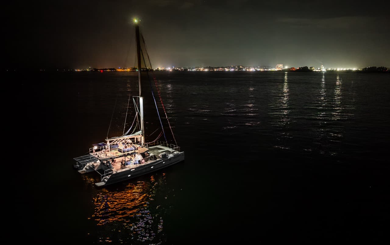 A Night on the Ocean Diamond